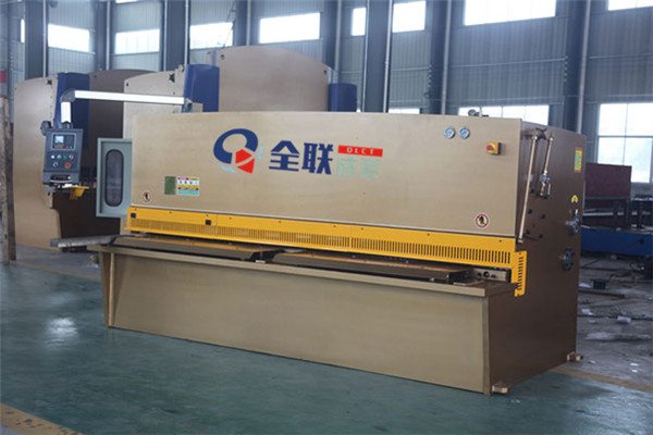 液(yè)壓剪闆機 液壓剪闆機