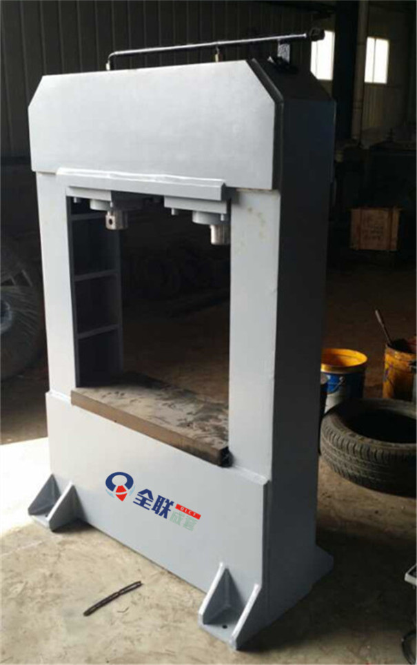 龍門液(ye)壓機 龍門(mén)液壓機(ji)