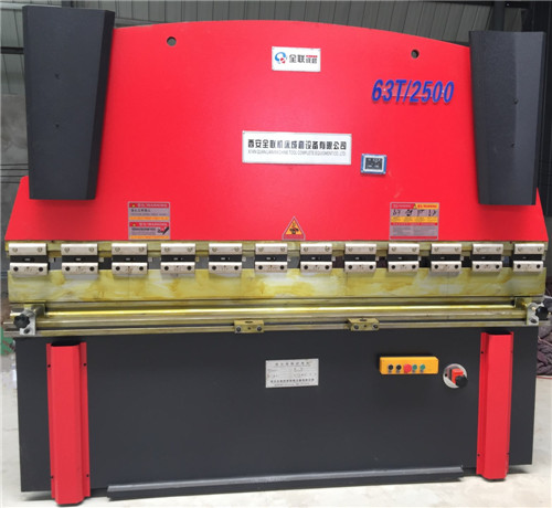 液(ye)壓數顯折彎(wān)機 液壓數(shù)顯折彎機