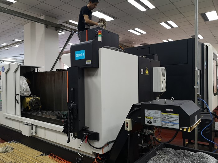 數控機床(chuang) 數控機床