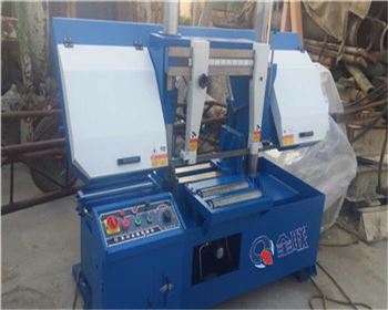 金屬(shǔ)卧式鋸床(chuang)