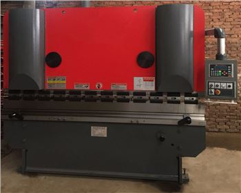 西安(ān)市長安區黃良古(gǔ)城車輛廠