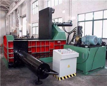 卧式金(jin)屬液壓打包機 卧(wò)式金屬液壓打包(bao)機