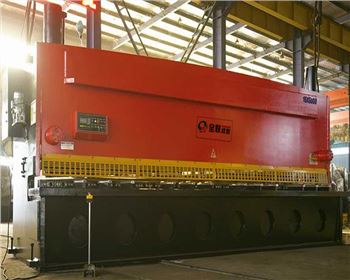 剪闆(pǎn)機已成為各企(qǐ)事業單位使用(yong)較為廣泛的剪(jian)切設備