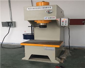 單柱(zhù)液壓機維(wei)修改造